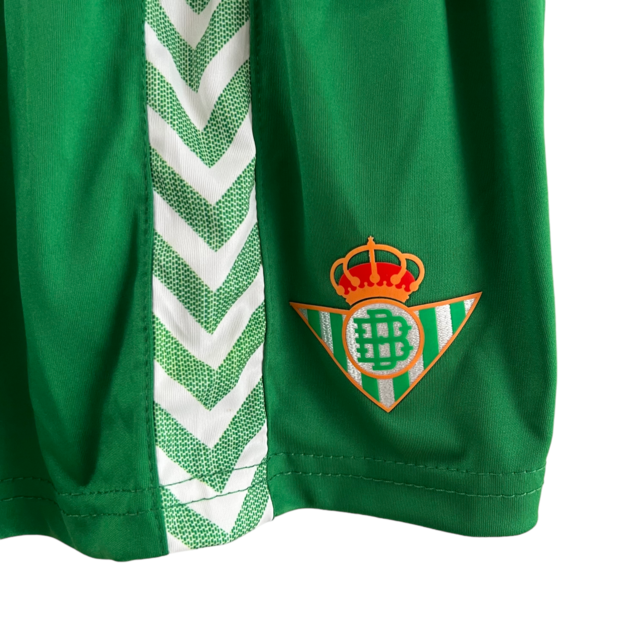 Kit Infantil Real Betis II Hummel 23/24 - Verde com detalhes em branco