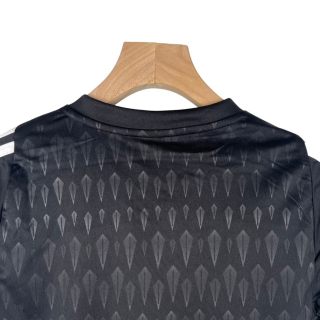 Kit Infantil Arsenal Goleiro Adidas 23/24 - Preto com detalhes em branco