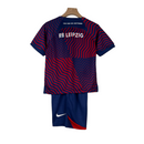 Kit Infantil Red Bull Leipzig II 23/24 - Nike - Azul com detalhes em vermelho