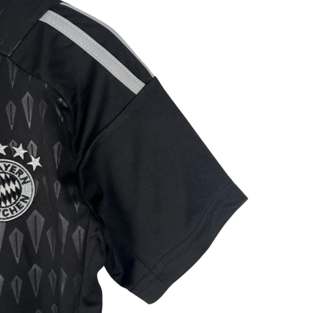 Kit Infantil Bayern de Munique Goleiro Adidas 23/24 - Preto com detalhes em branco