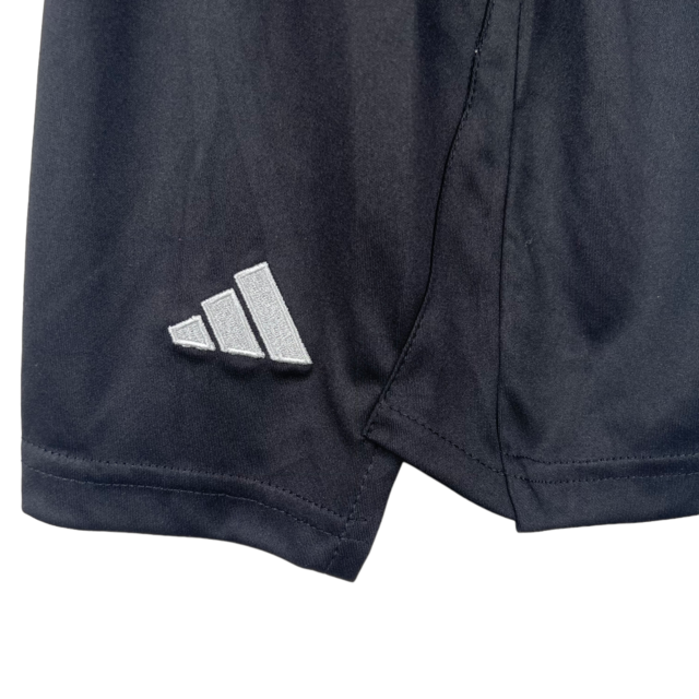 Kit Infantil Bayern de Munique Goleiro Adidas 23/24 - Preto com detalhes em branco