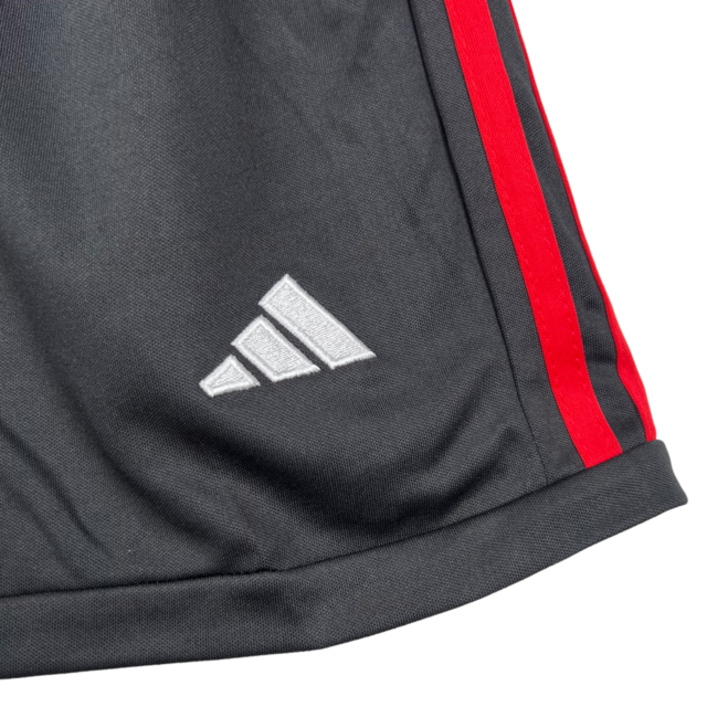 Kit Infantil Colo Colo II Adidas 23/24 - Vermelho com detalhes em preto e branco