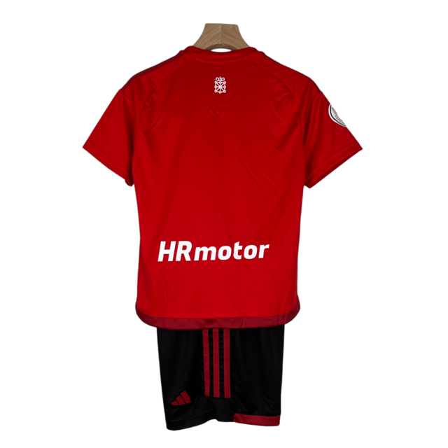 Kit Infantil Osasuna Edição Especial Copa do Rey Adidas 23/24 - Vermelho com detalhes em azul