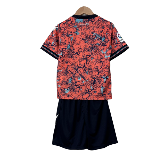 Kit Infantil Cadiz Edição Especial Macron 23/24 - Laranja com detalhes em azul e branco