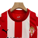 Kit Infantil Sporting Gijon I Puma 23/24 - Branco e vermelho com detalhes em preto