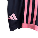 Kit Infantil Oviedo II Adidas 23/24 - Rosa com detalhes em preto