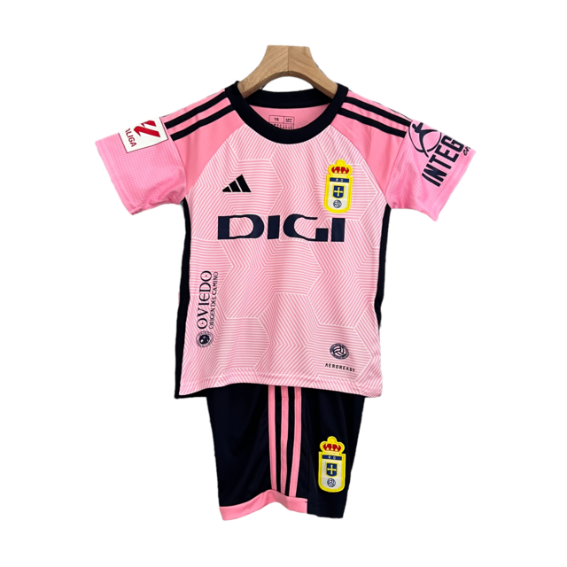 Kit Infantil Oviedo II Adidas 23/24 - Rosa com detalhes em preto