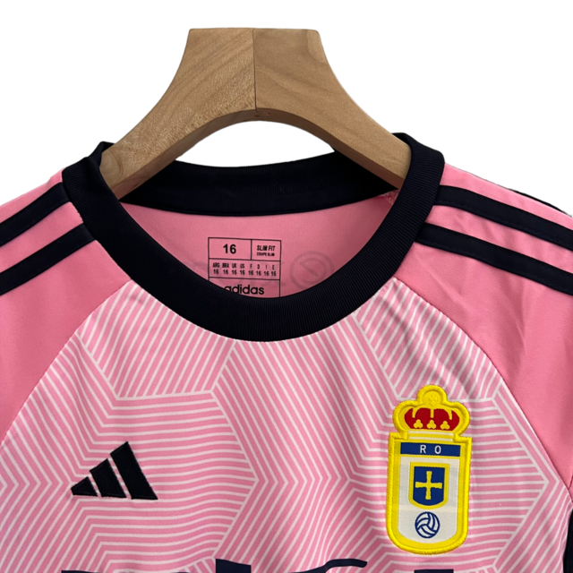 Kit Infantil Oviedo II Adidas 23/24 - Rosa com detalhes em preto