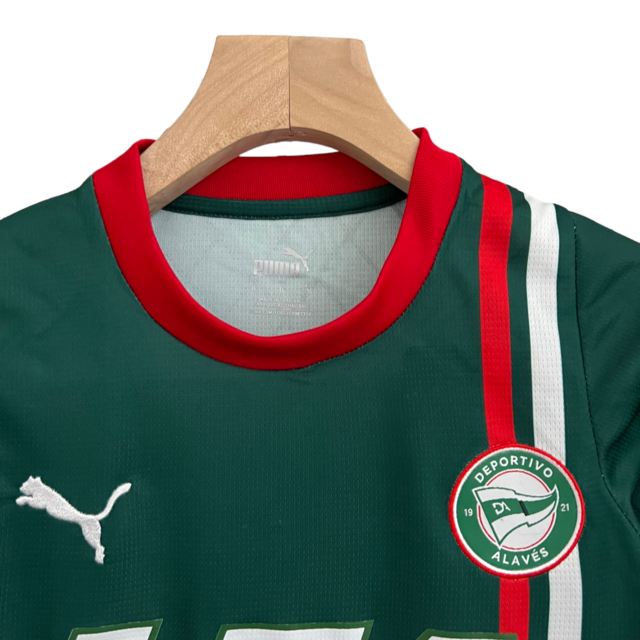 Kit Infantil Alaves II Puma 23/24 - Verde com detalhes em vermelho e branco