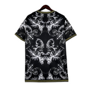 Camisa Seleção da Itália Edição especial Versace 23/24 - Torcedor Adidas Masculina - Preta com detalhes em branco e dourado