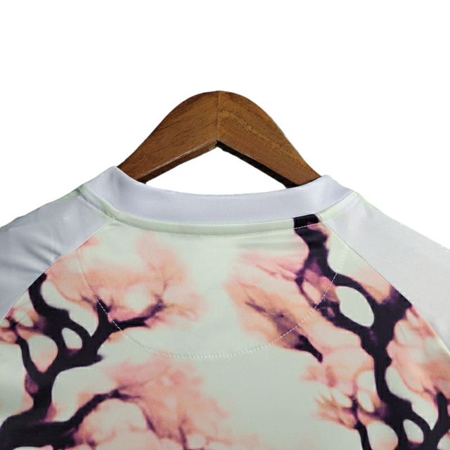 Camisa Seleção Japão Edição Especial 23/24 - Torcedor Adidas Masculina - Branca com detalhes em bege e roxo