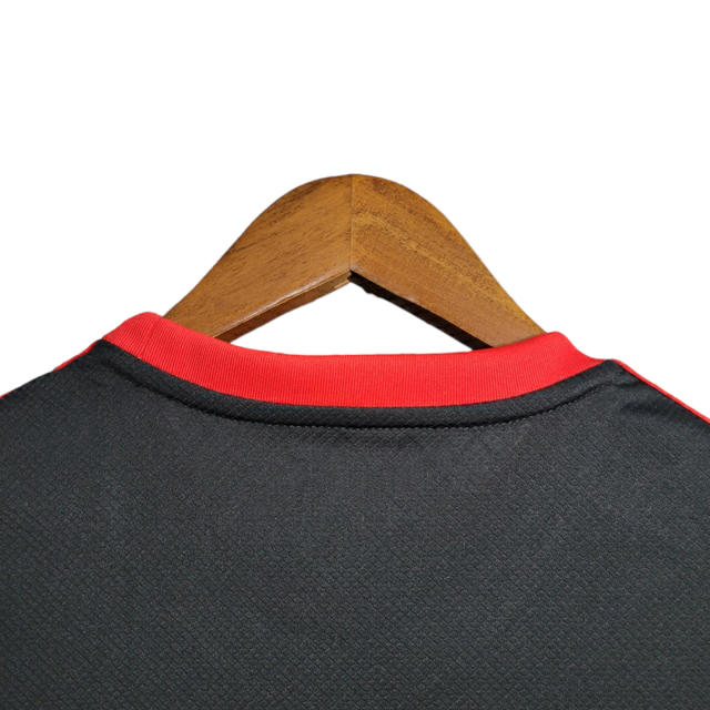 Camisa Seleção Japão Edição Especial 23/24 - Torcedor Adidas Masculina - Preta com detalhes em vermelho