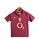Kit Infantil Retrô Arsenal I 2005/2006 - Nike - Vinho com detalhes em amarelo