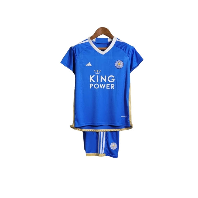 Kit Infantil Leicester City I 23/24 - Adidas - Azul com detalhes em branco e dourado