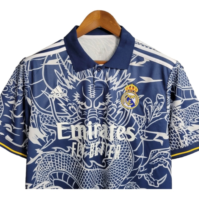 Camisa Real Madrid Edição Especial 23/24 - Torcedor Adidas Masculina - Azul com detalhes em branco e amarelo