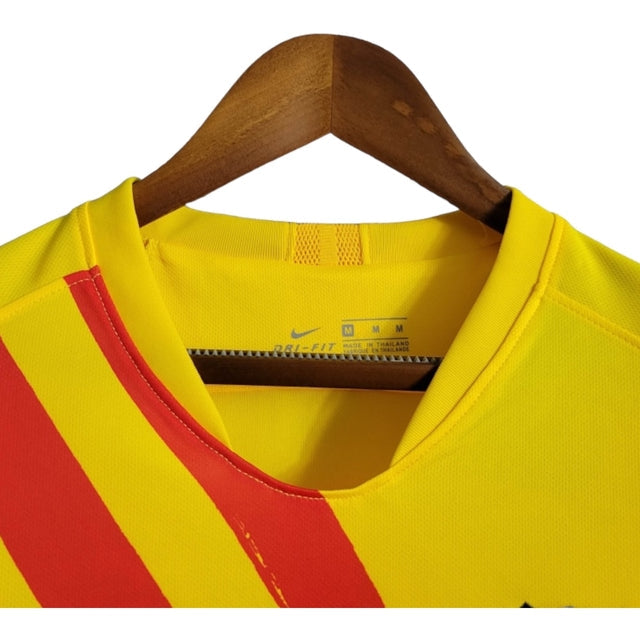 Camisa Retrô Barcelona I 19/20 - Masculina Nike - Amarela com detalhes em vermelho