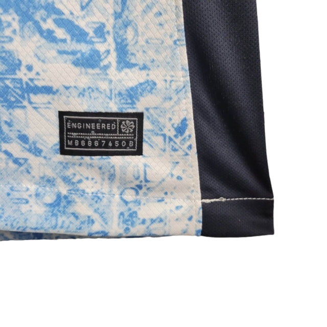 Camisa Seleção de Portugal II 24/25 -  Nike Feminina - Branca com detalhes em azul