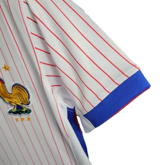 Camisa Seleção da França II 24/25 -  Nike Feminina - Branca com detalhes em azul e vermelho