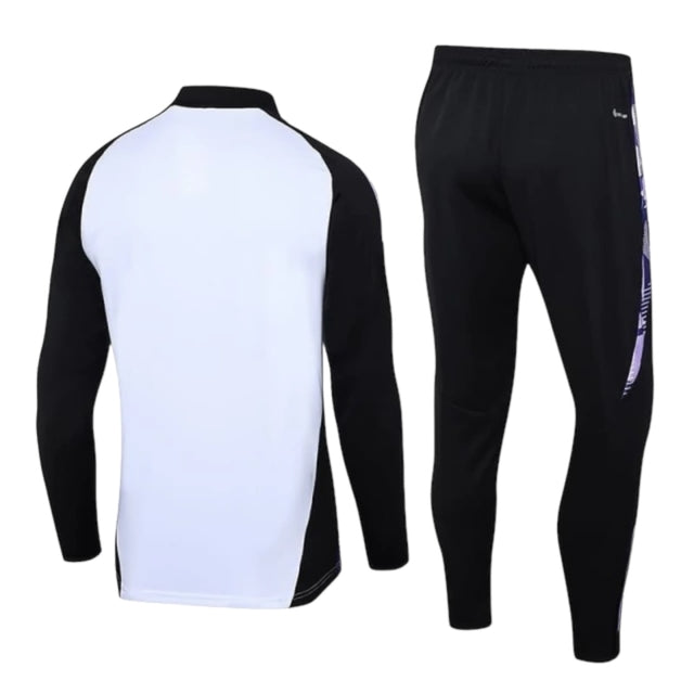 Conjunto Seleção Alemanha Treino 23/24 - Masculino Adidas - Branco com detalhes em preto e roxo