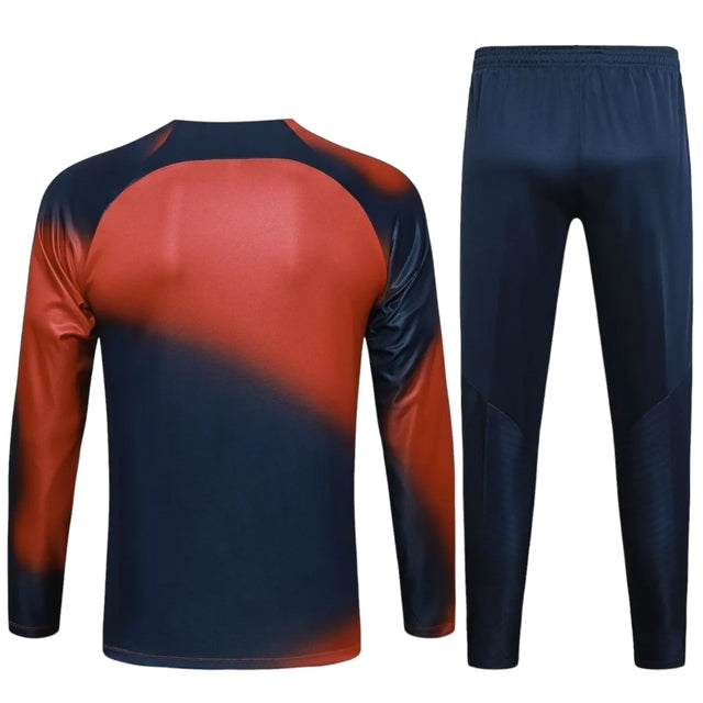 Conjunto Paris Saint-Germain Treino 23/24 - Masculino Nike - Azul com detalhes em vermelho