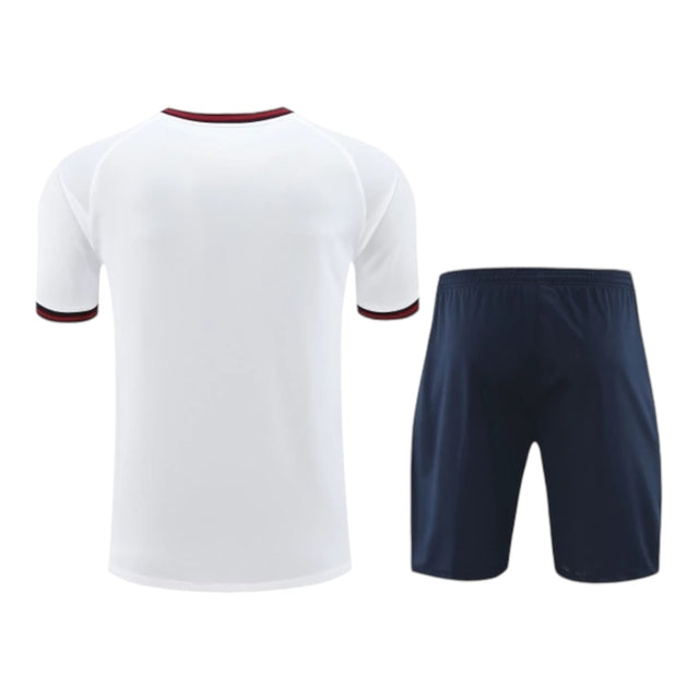 Kit Treino adulto - Camisa e Shorts - Barcelona Nike 24/25 - Branco e azul com detalhes em vermelho