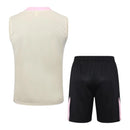 Kit Treino adulto - Camisa e Shorts - Paris Saint-Germain Jordan 24/25 - Bege e preto com detalhes em rosa