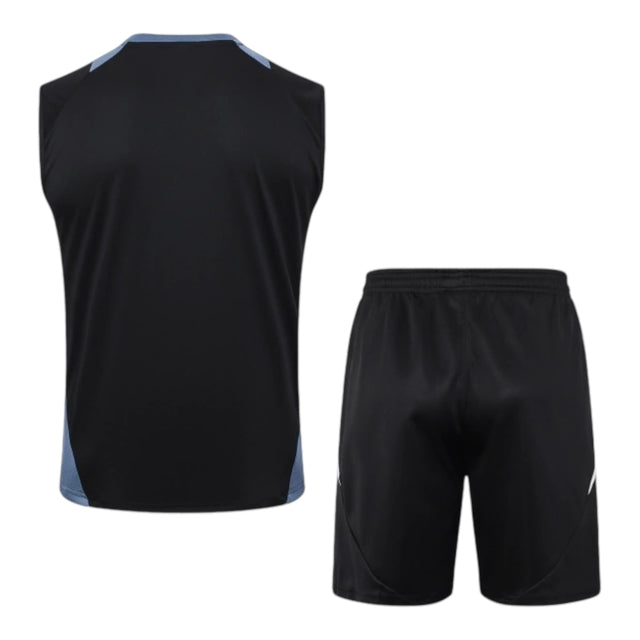 Kit Treino adulto - Camisa e Shorts - Manchester United Adidas 24/25 - Preto com detalhes em cinza e branco