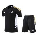 Kit Treino adulto - Camisa e Shorts - Juventus Adidas 23/24 - Preto com detalhes em branco e dourado