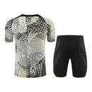 Kit Treino adulto - Camisa e Shorts - Chelsea Nike 23/24 - Bege e preto
