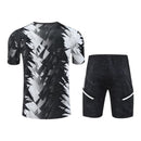 Kit Treino adulto - Camisa e Shorts - Juventus Adidas 23/24 - Branco e preto