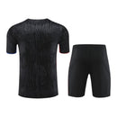 Kit Treino adulto - Camisa e Shorts - Paris Saint-Germain Nike 24/25 - Preto com detalhes em azul e vermelho