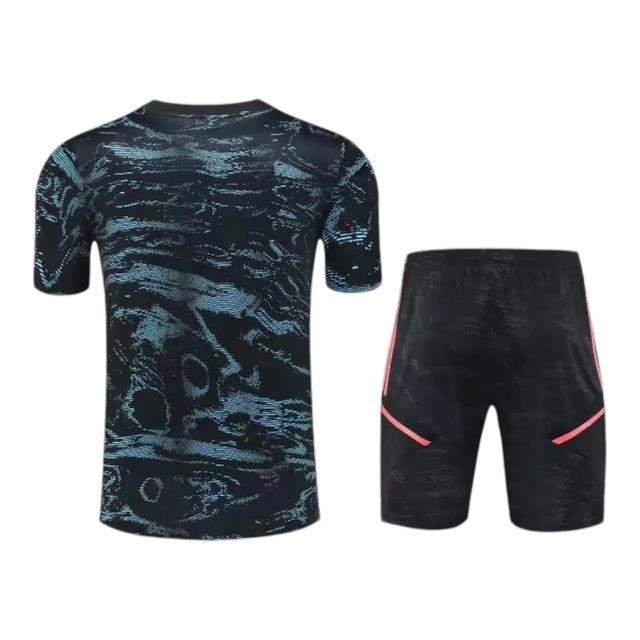 Kit Treino adulto - Camisa e Shorts - Arsenal Adidas 24/25 - Preto com detalhes em cinza e rosa