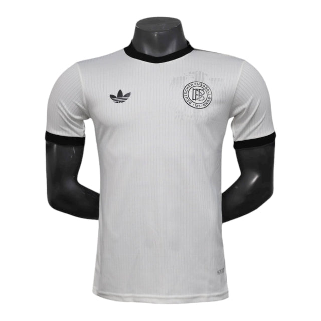 Camisa Seleção Alemanha Edição de Aniversário I 25/26 - Jogador Adidas Masculina - Branca com detalhes em preto