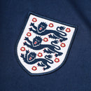 Jaqueta Corta-Vento Seleção Inglaterra 25/26 - Masculina Nike - Azul com detalhes em vermelho