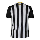 Camisa Santos II 25/26 - Torcedor Umbro Masculina - Branca e preta