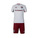 Kit Infantil Fluminense II 25/26 - Umbro - Branco com detalhes em vermelho e verde