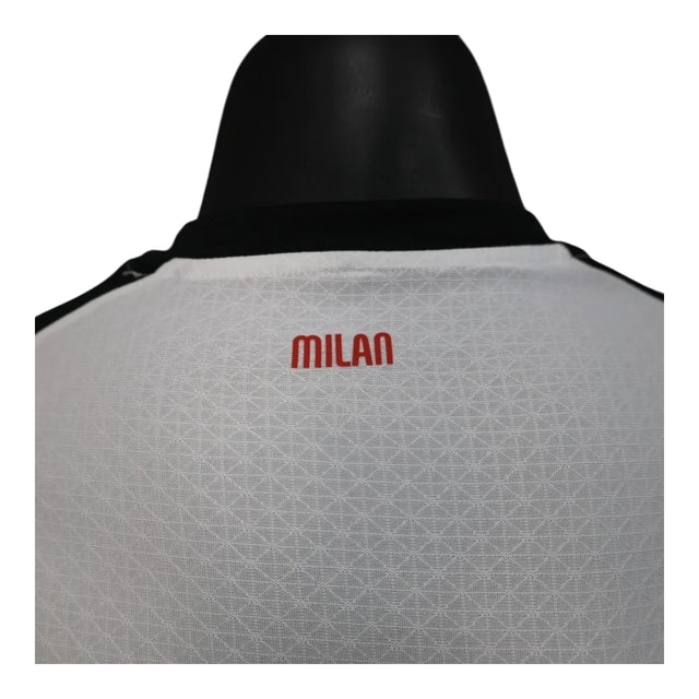 Camisa AC Milan II 25/26 - Jogador Puma Masculina - Branca com detalhes em vermelho e preto