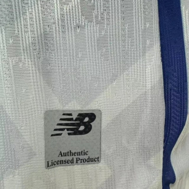 Camisa Porto Edição especial Mundial de Clubes I 25/26 - Jogador New Balance Masculina - Azul e branca