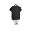 Kit Infantil Newcastle United Edição Especial 23/24 - Castore - Preto com detalhes em branco