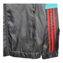 Jaqueta Corta-Vento Manchester United 23/24 - Masculina Adidas - Preta com detalhes em vermelho e azul