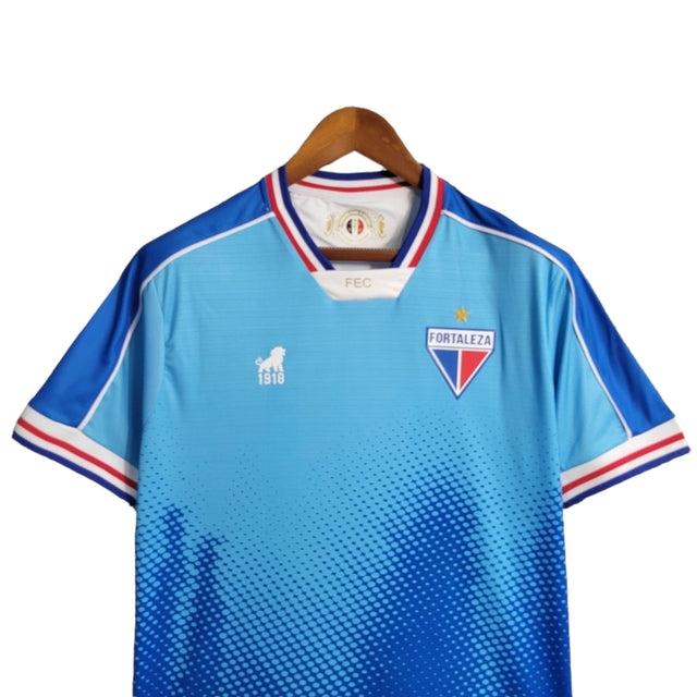 Camisa Fortaleza II 23/24 - Torcedor Lobo Masculina - Azul com detalhes em branco e vermelho
