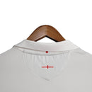 Camisa Retrô Seleção da Inglaterra I 2005 - Masculina Umbro - Branca com detalhes em vermelho
