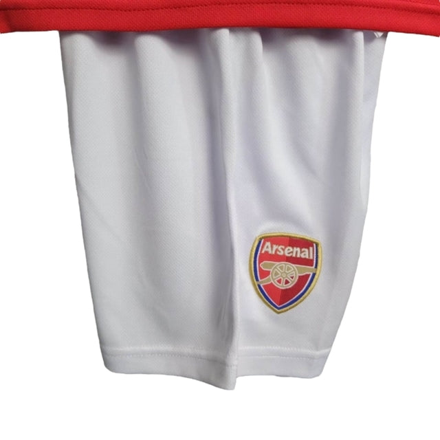 Kit Infantil Retrô Arsenal I 2004/2005 - Nike - Vermelho com detalhes em branco e amarelo