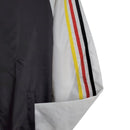 Jaqueta Corta-Vento Alemanha 24/25 - Masculina Adidas - Branca e preta com detalhes em amarelo e vermelho