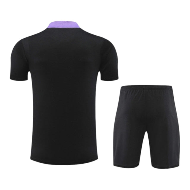 Kit Treino adulto - Camisa e Shorts - Seleção Inglaterra Nike 24/25 - Preto com detalhes em roxo