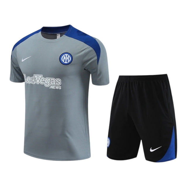 Kit Treino adulto - Camisa e Shorts - Inter de Milão Nike 24/25 - Cinza e preto com detalhes em azul