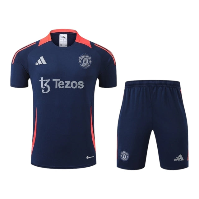Kit Treino adulto - Camisa e Shorts - Manchester United Adidas 24/25 - Azul com detalhes em laranja