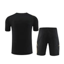 Kit Treino adulto - Camisa e Shorts - Real Madrid Adidas 24/25 - Preto com detalhes em dourado