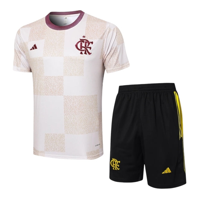 Kit Treino adulto - Camisa e Shorts - Flamengo Adidas 24/25 - Bege e preto com detalhes em vinho