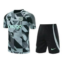 Kit Treino adulto - Camisa e Shorts - Chelsea Nike 23/24 - Cinza e preto
